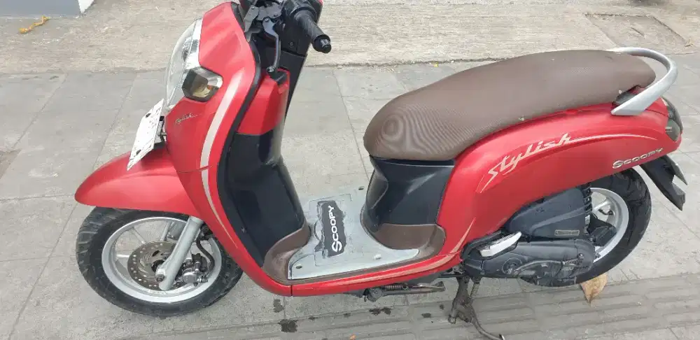 Scoopy Stylish th 2019 mulus pjk baru