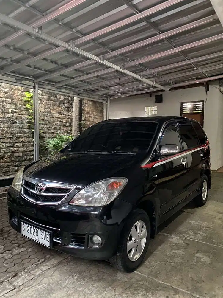 Toyota Avanza 2010 Bensin