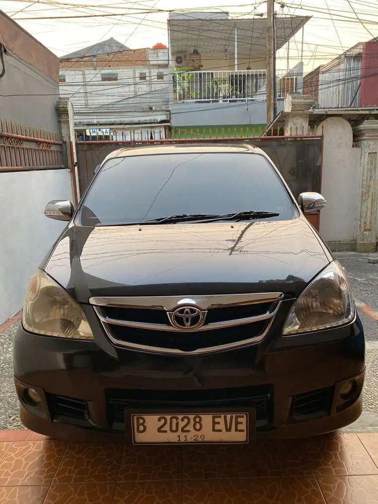 Toyota Avanza 2010 Bensin