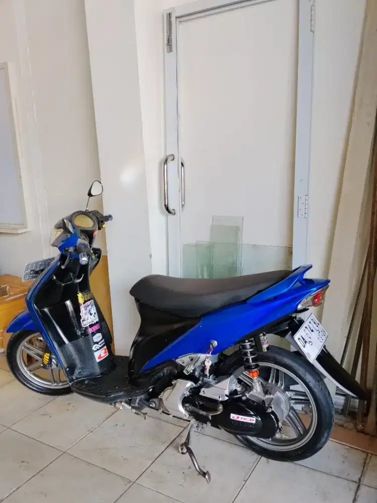 SUZUKI SPIN 125