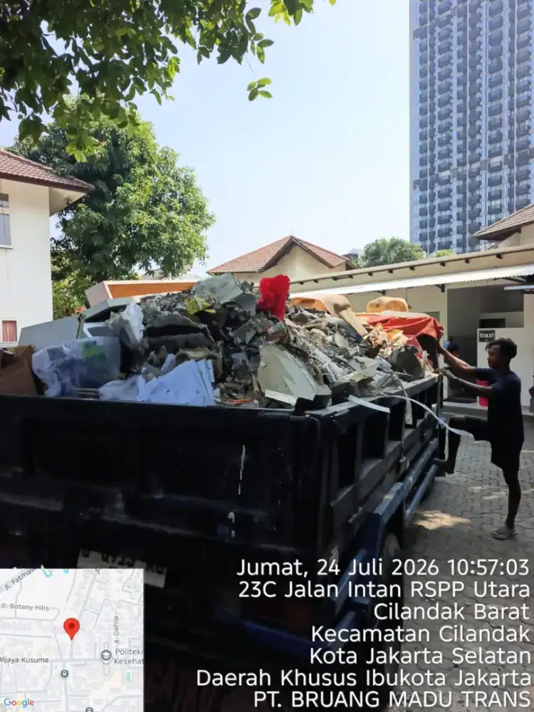 Jasa buang puing tanah dan urugan