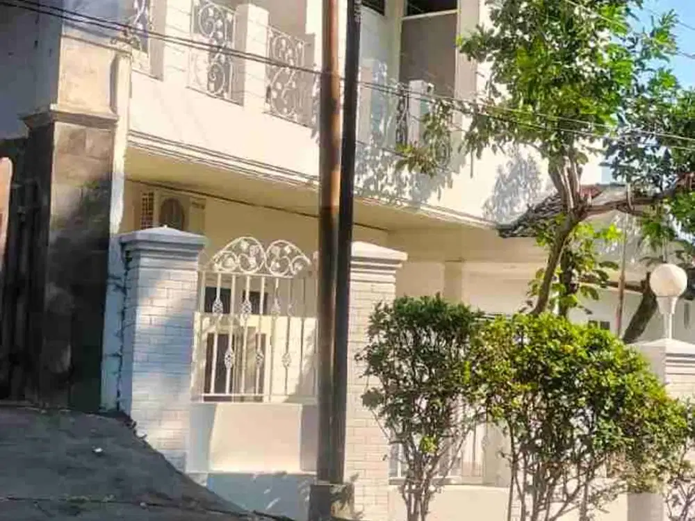 RUMAH LUAS DI BUKIT SARI SUMURBOTO BANYUMANIK SEMARANG