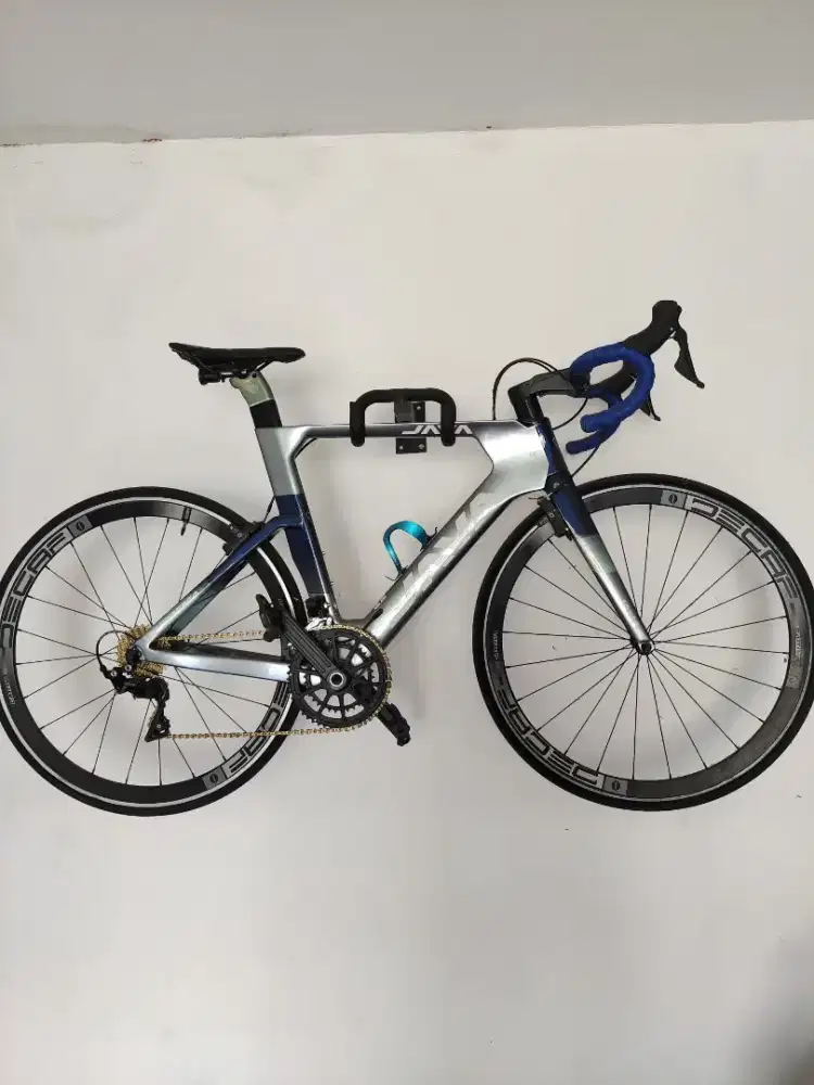 Sepeda full carbon Java Suprema Thn 2020