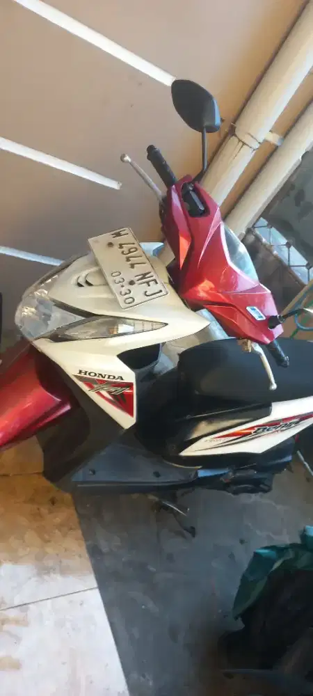 HONDA BEAT FI 2015 BAGUS
