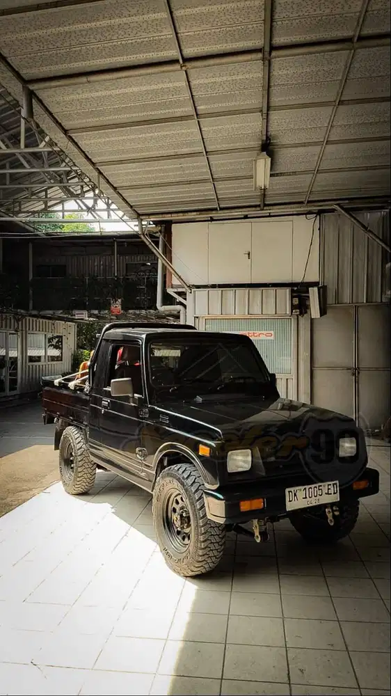 Suzuki Jimny Katana Pick Up 4x4 + Yamaha DT80 Restorasi