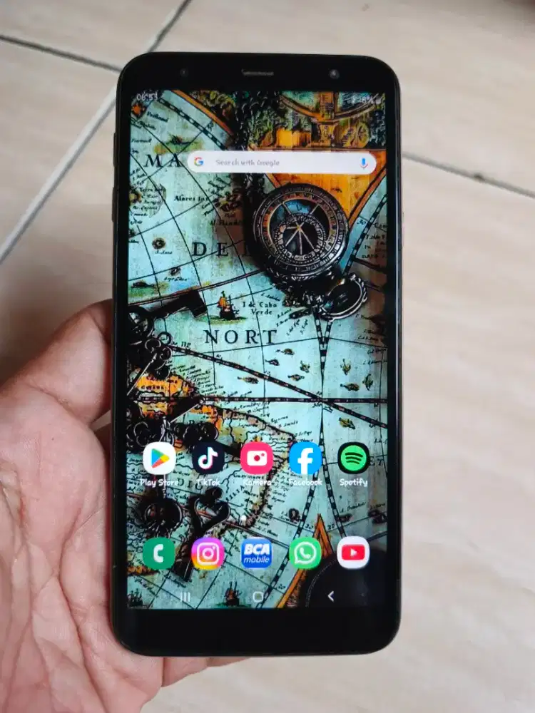 Samsung Galaxy j4 plus