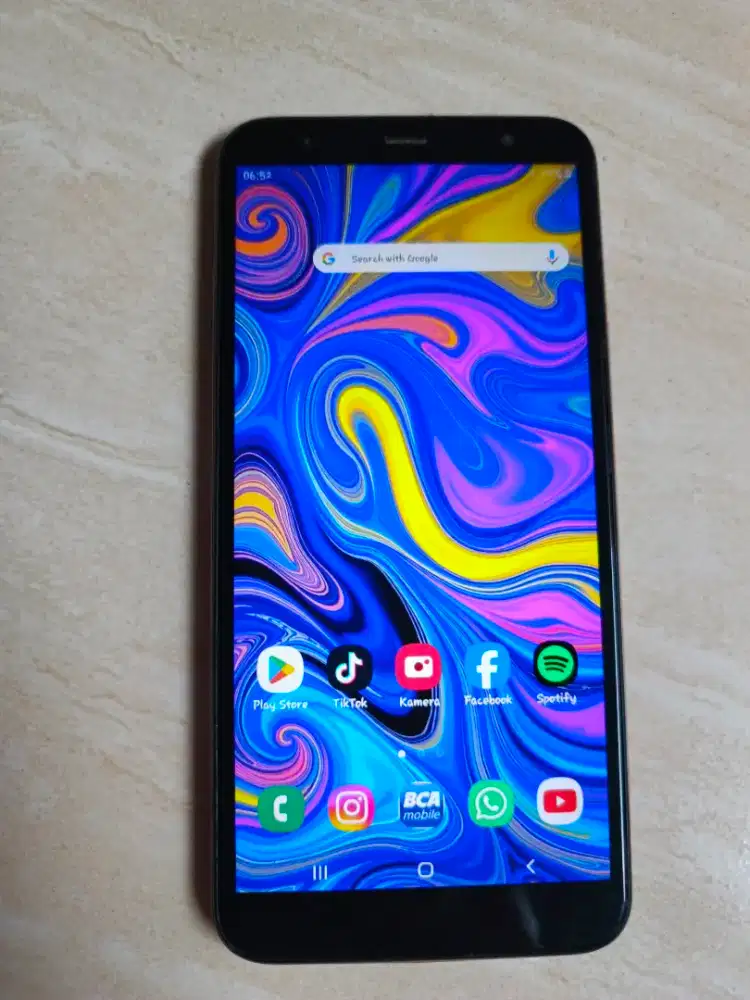 Samsung Galaxy j4+