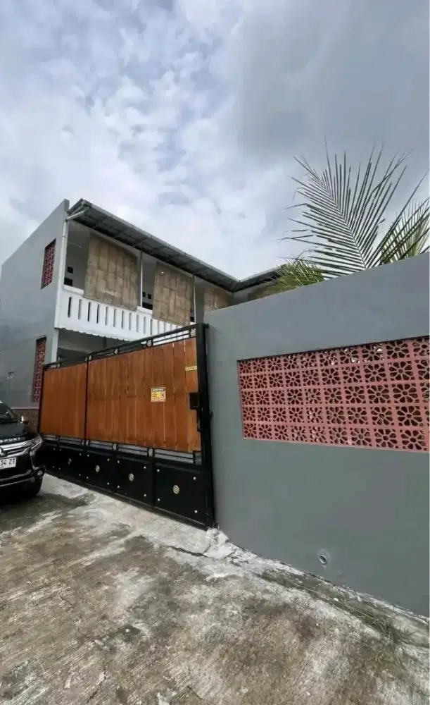 Dijual kost UIN L:-+195m