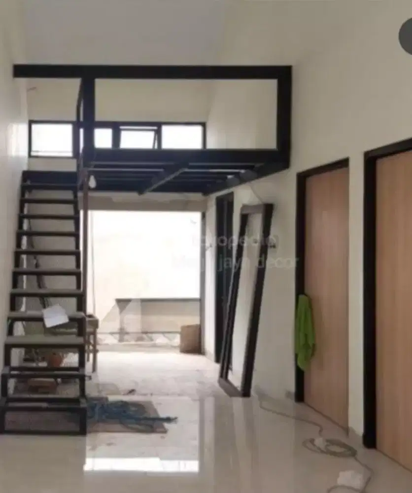 Mezzanine indoor