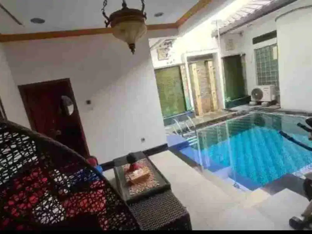 RUMAH MEWAH + KOLAM RENANG DI CURUG INDAH, KALIMALANG - CIPINANG