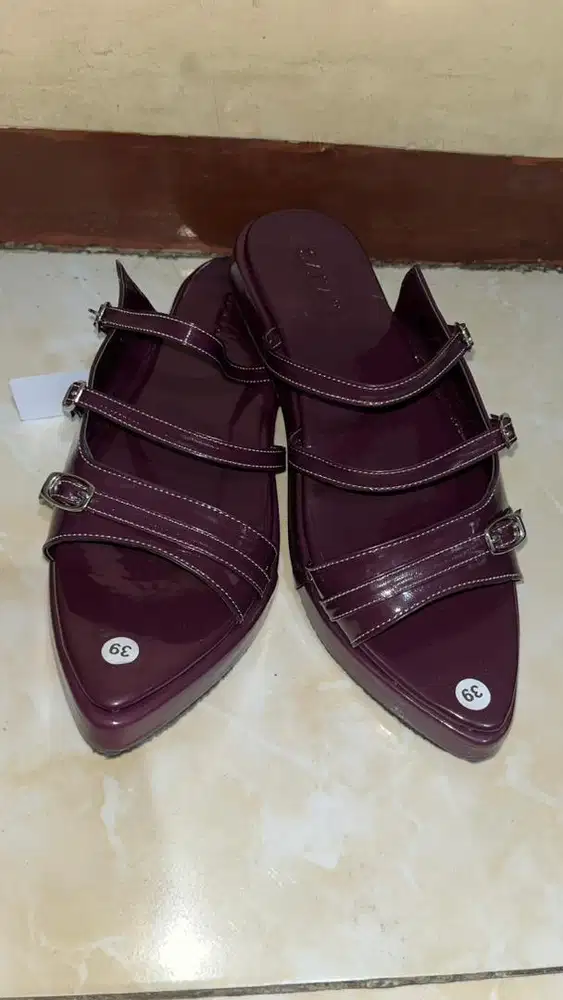 SENDAL SAKAKI REANIE BURGUNDY SIZE 39