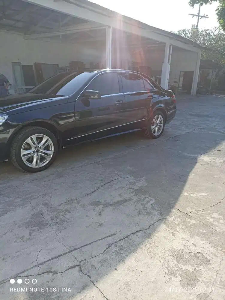 Mercedes-Benz E300 2012 Bensin