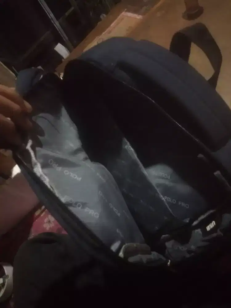 Di jual tas ransel polo pro sudah ada port usb