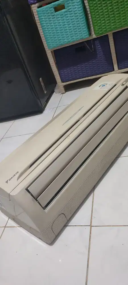 Daikin 1pk indoor blm pernah service ori jual aja BU
