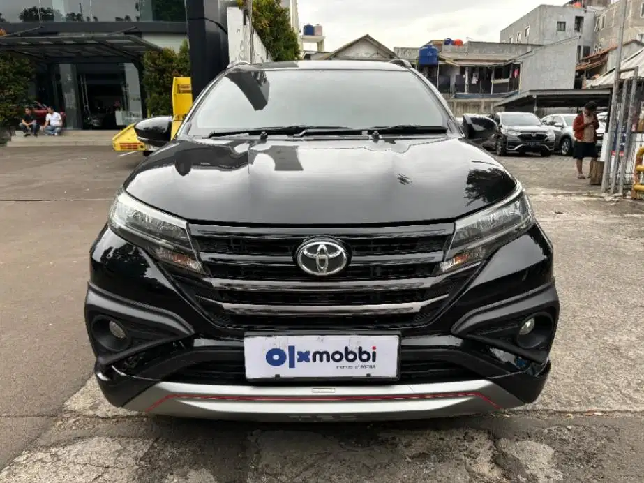 DP MURAH Toyota Rush 1.5 TRD Sportivo Bensin-AT 2018 Hitam CSYJB