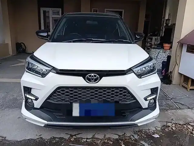 Dijual raize tss two tone 2023 dp 20jt