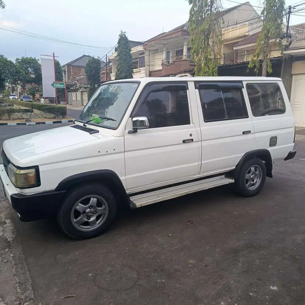 Toyota Kijang 1995 Bensin