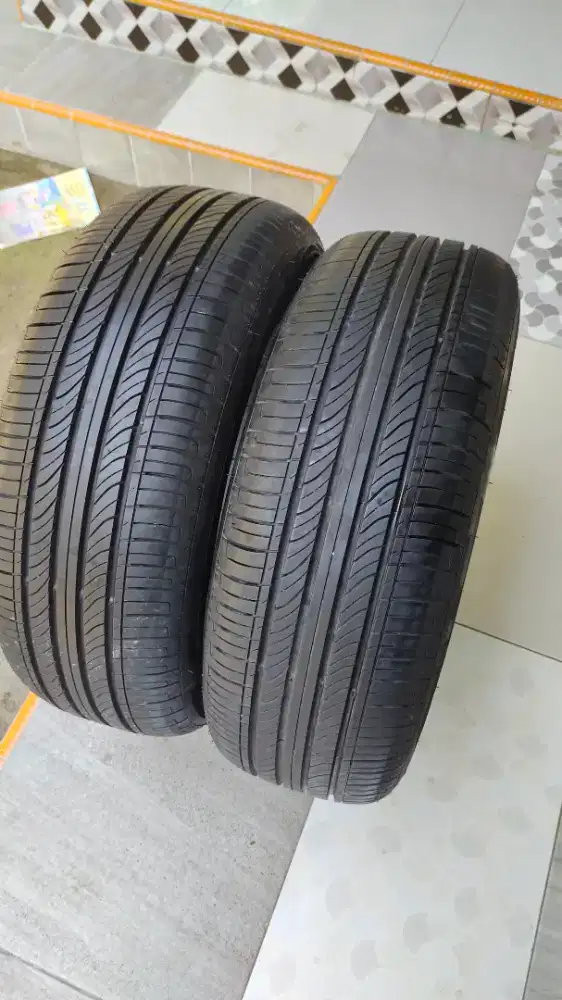 Ban gt Champiro 195/60 R 15