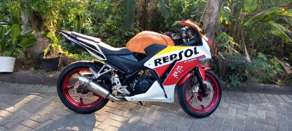 CBR 150R tahun 2015