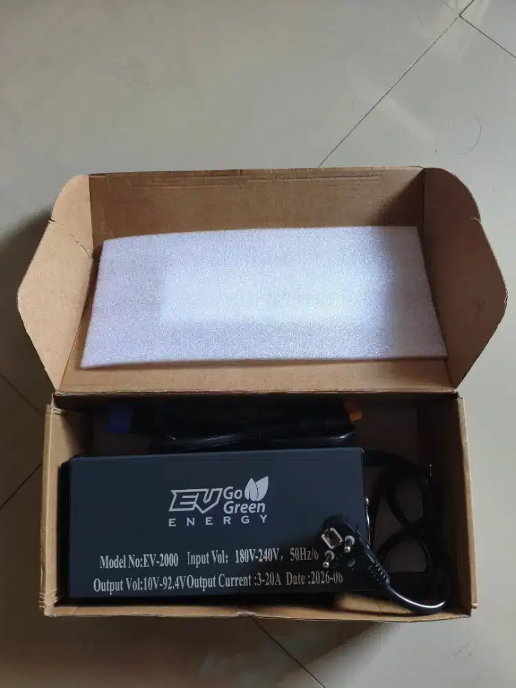 FAST CHARGING ADJUSTABLE 20a