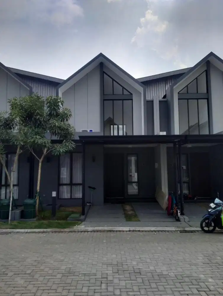 Disewakan rumah Paramount Petal