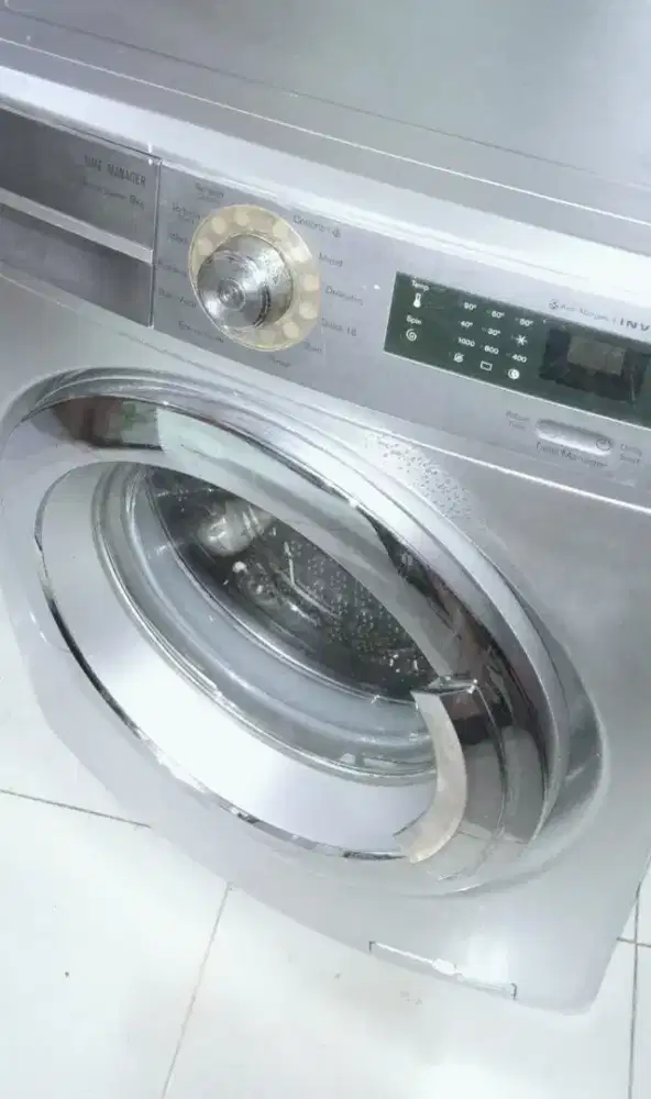 Mesin cuci Front elrctrolux kap 9kg,bagus,mulus,normal,jual bu