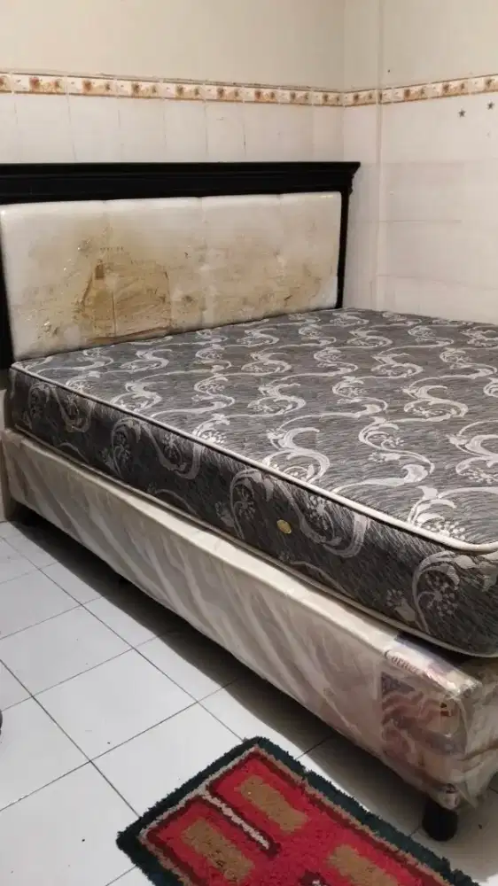 spring bed istimewa
