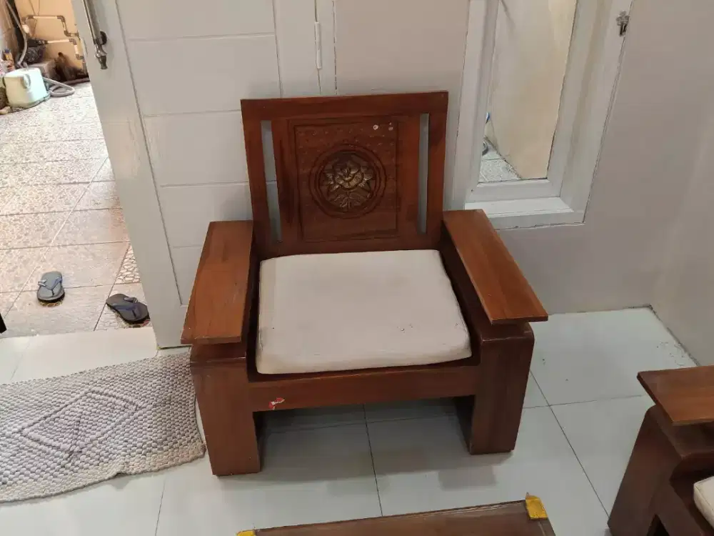 Kursi jual meja satu set