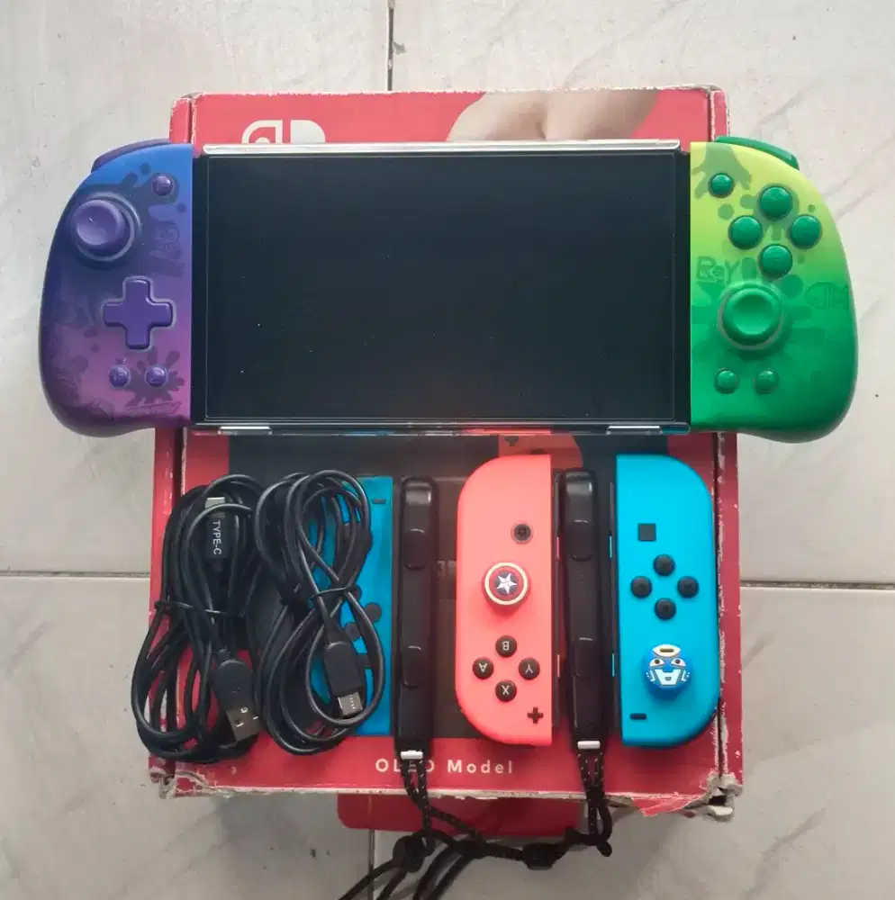 Nintendo OLED model jual aja nih lengkap fulset n aksesoris tambahan