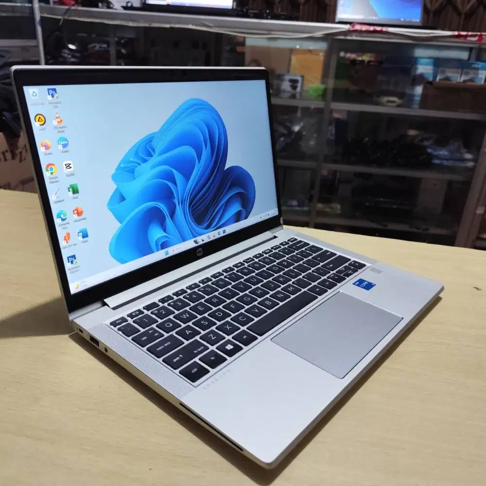 Laptop HP Probook Intel Core i5 Gen 11th Ram 16gb/256 SSD Mulus