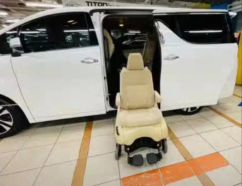 {CASH Km 33rb} 2018 Alphard Welcab Orsinil Japan Like New Perfect Cond