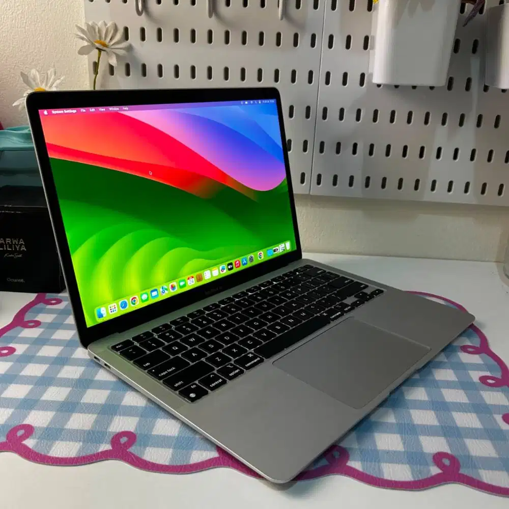 Macbook Air Retina Apple M1 2020 Slim Mulus GRADE A