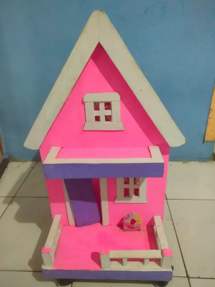 Rumah berbie pink biru