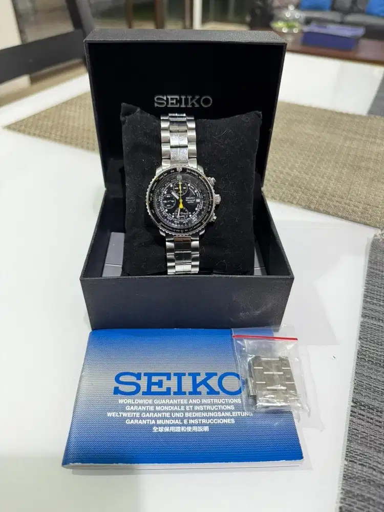 Seiko Flightmaster SNA411P1