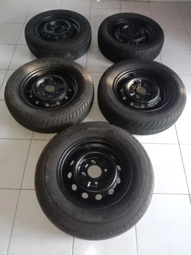 Velg kaleng set ban R13 Pcd 114