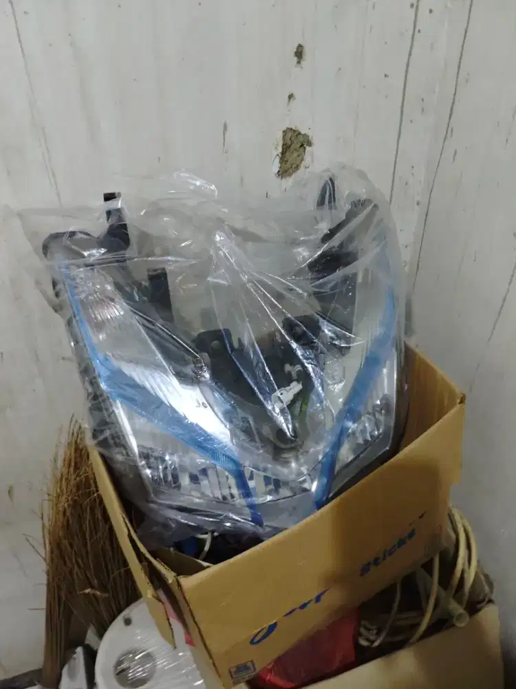 Reflektor lexi 125 ORI copotan
