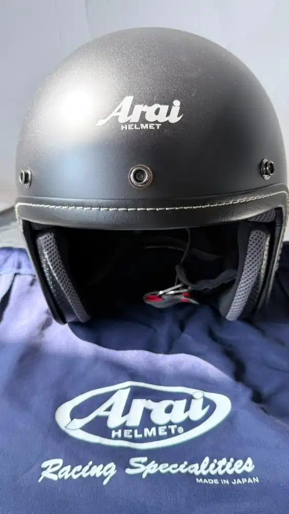 ARAI HELMET CLASSIC