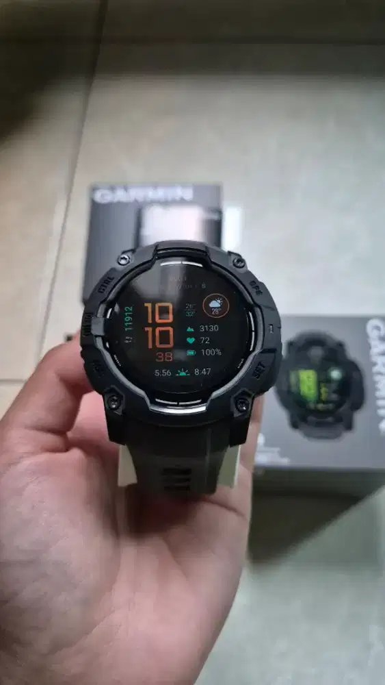 GARMIN Instinct 3 - 50mm, AMOLED, Black with Charcoal Band