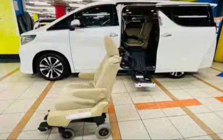 {CASH Km 33rb} 2018 Alphard Welcab Orsinil Japan Like New Perfect Cond