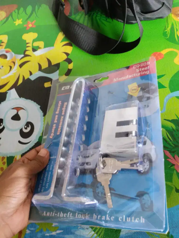 Gembok pengaman mobil