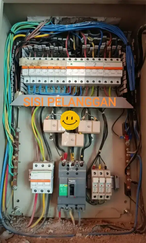 Tukang Listrik dan Pemasangan Charging Mobil