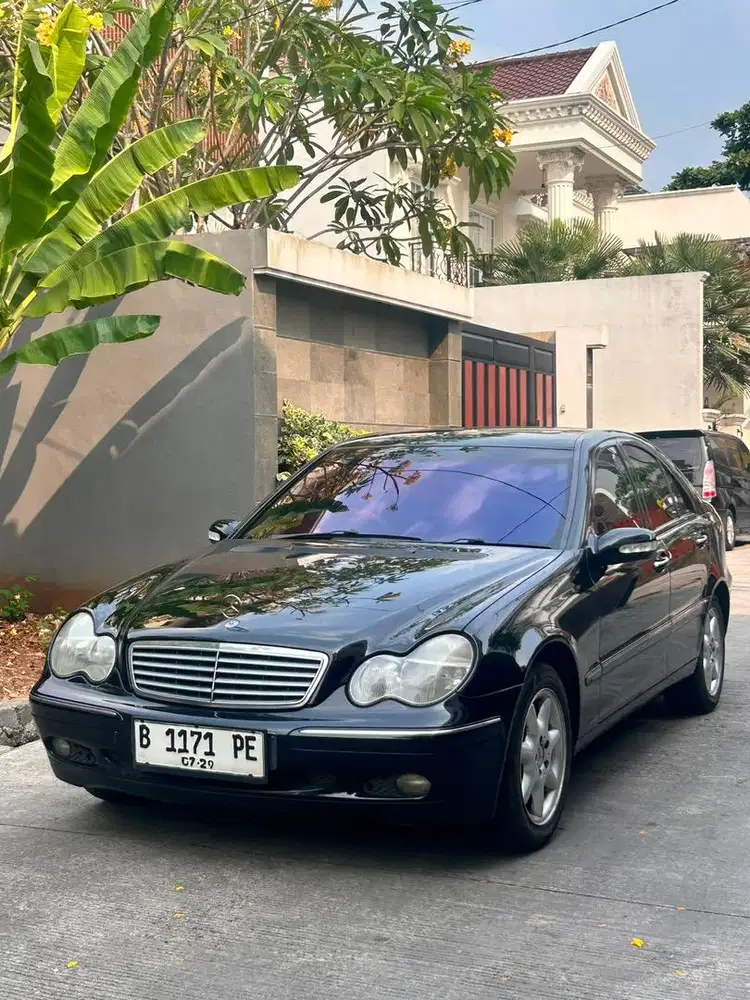 Mercedes-Benz C240 2003 Bensin