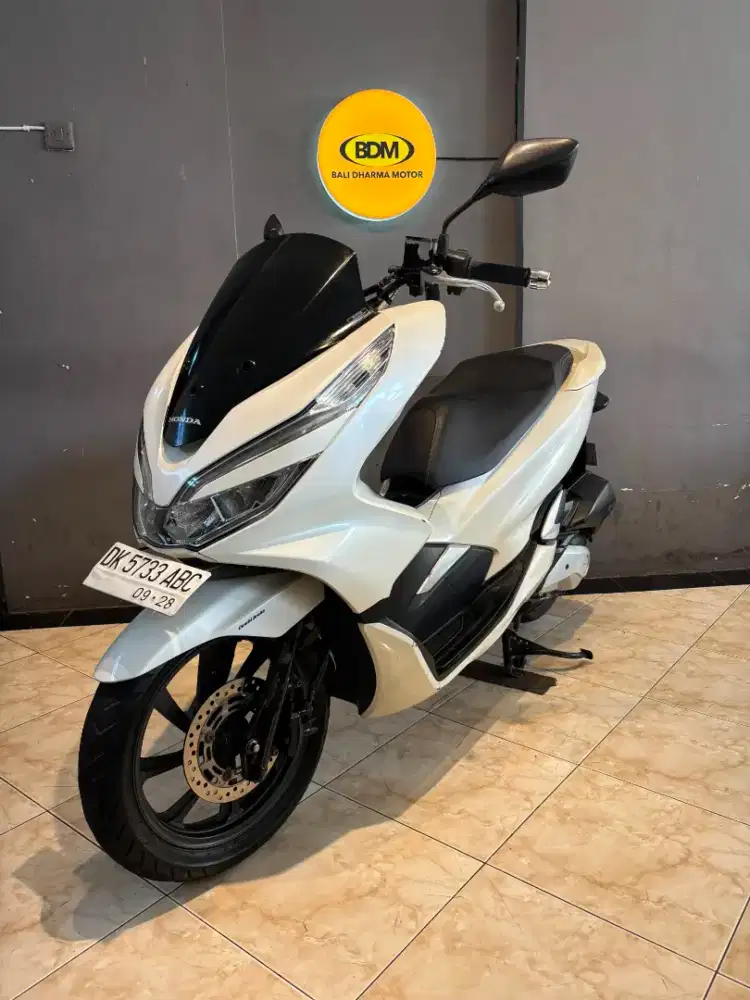 HONDA PCX 150 TAHUN 2018 PAJAK OFF 1X SURAT LENGKAP