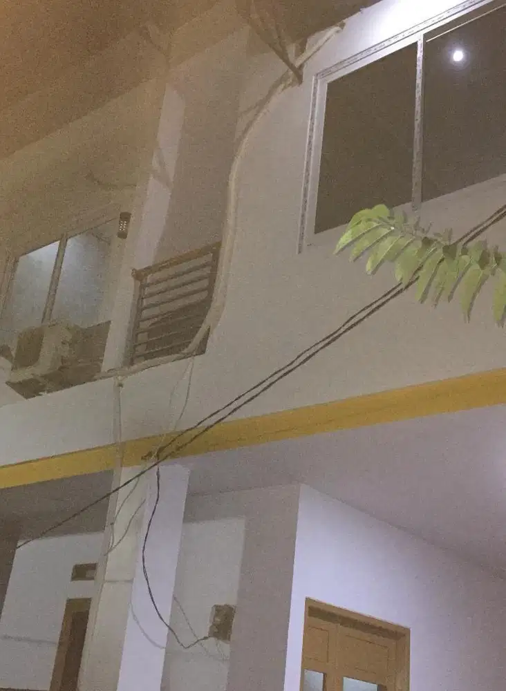 Disewakan rumah 2 lantai di Cimone Karawaci Tangerang