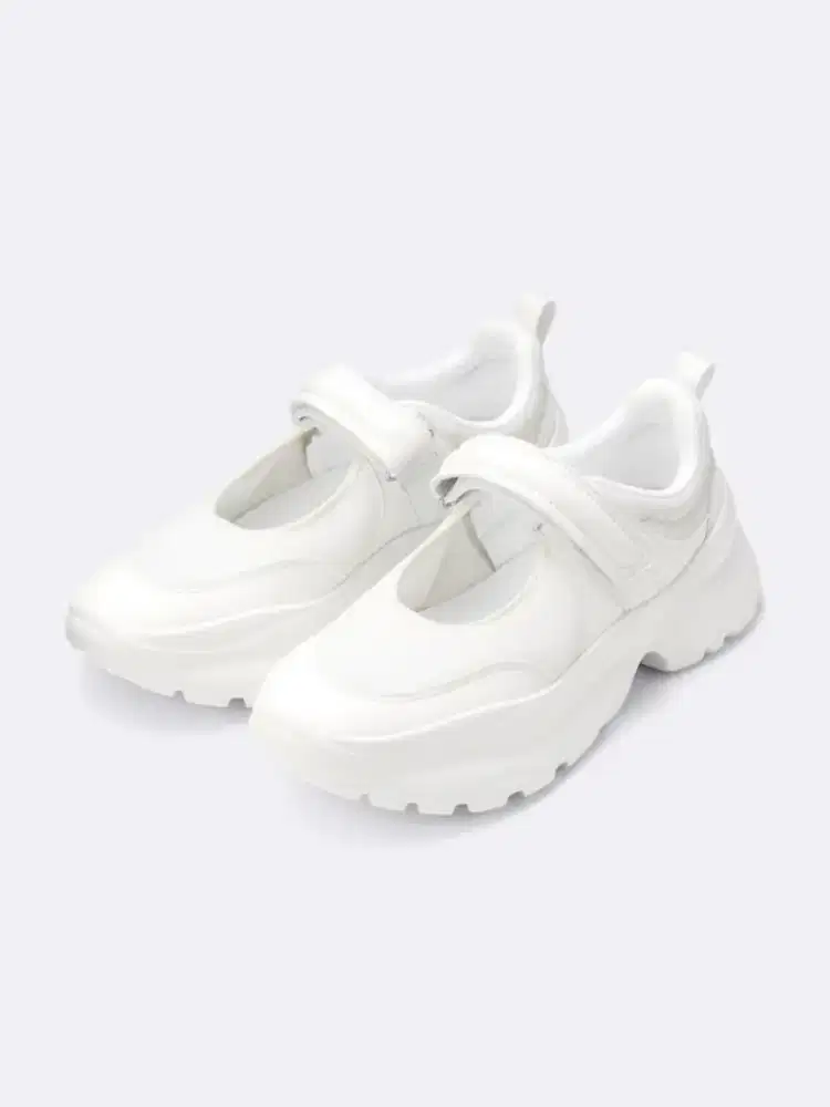 Bnwt Sneakers GU Uniqlo