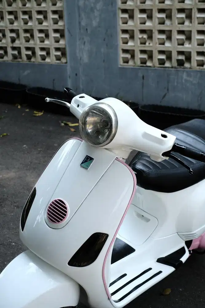 Vespa LX 150 2VIE 2012