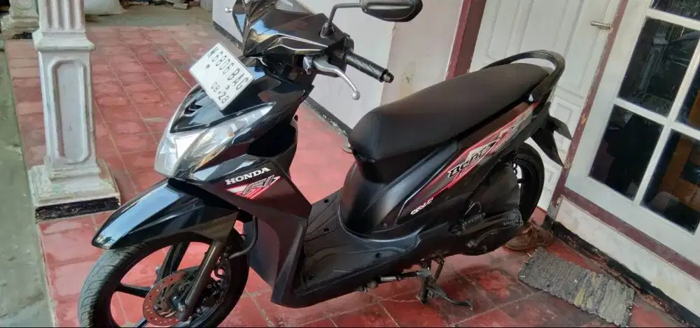 Dijual Honda Beat 2013