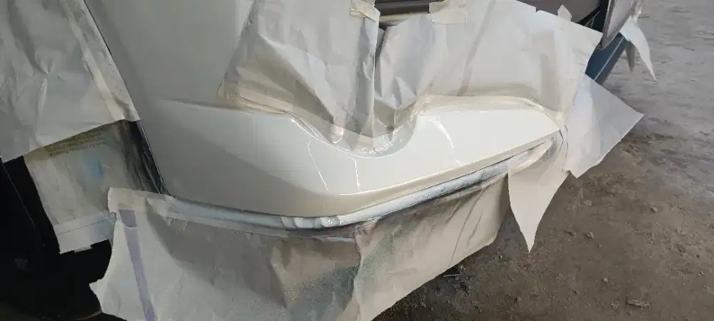 Bengkel cat mobil