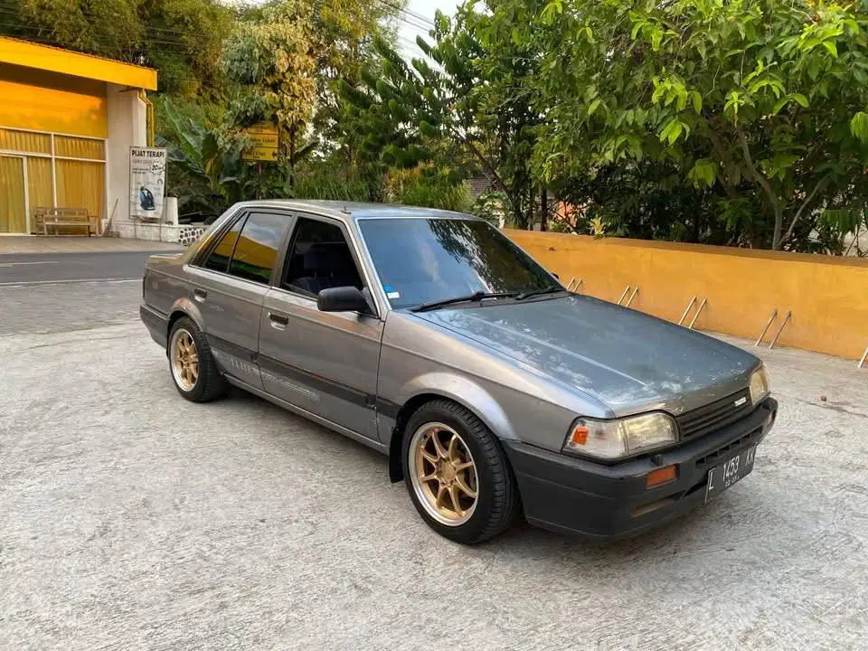mazda 323 elite 1988 Mujiono bisa tukar tambah sekoto badas kediri
