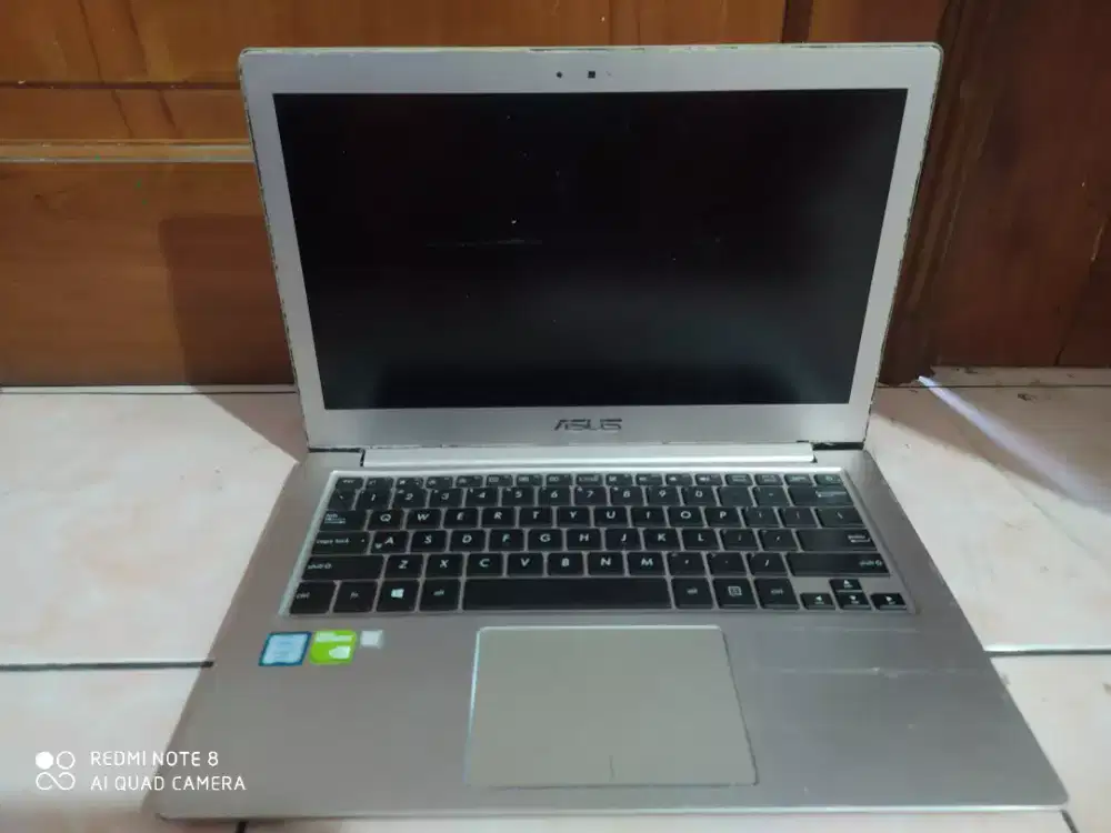Asus ZENBOOK /Core i7 gen6/Ram8/SSD256/VGA NVIDIA 940mx/KB Backlit+FHD